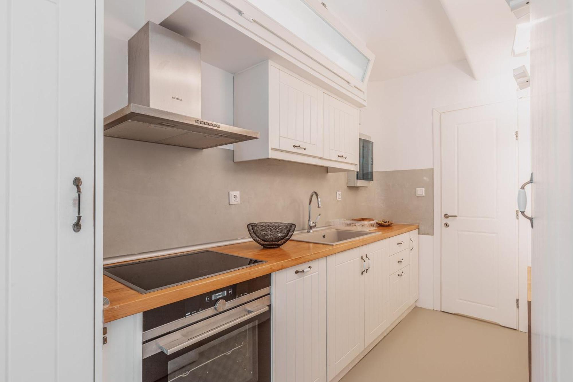 Eden View & 3* Platis Yialos